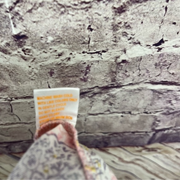 La Cera Pink Damask Print Button Long Sleeve Blouse - Picture 12 of 12